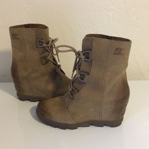 Sorel Joan of Arctic Wedge Camel Brown